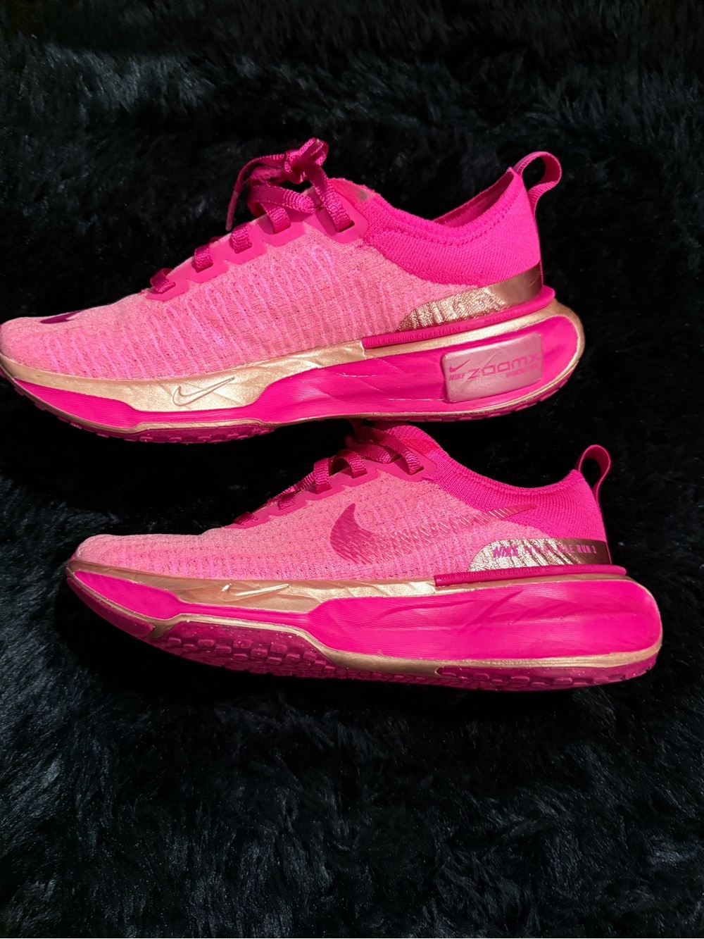 Nike Women's Hot Pink and Metallic Gold Zoom Running Sneakers